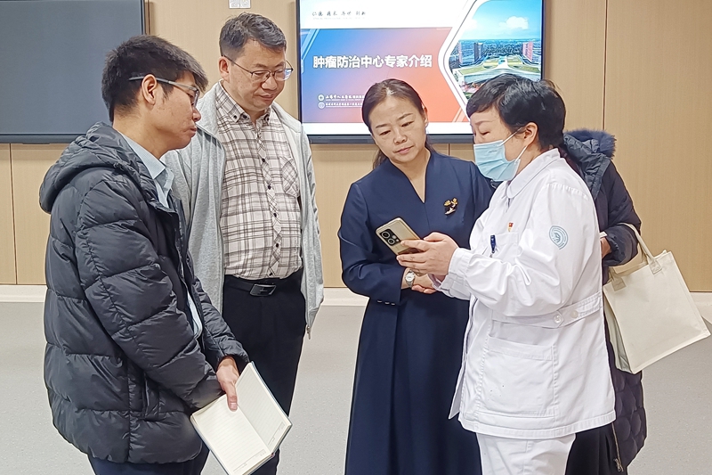 20251201-06 新疆调研团07.jpg