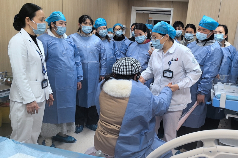 20260317 产科三八节1.jpg