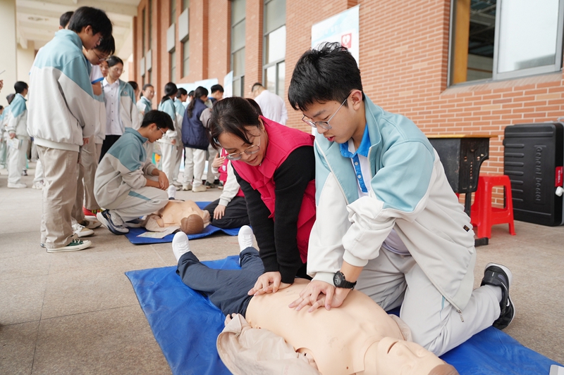 20260413 走进玉环中学04.jpg