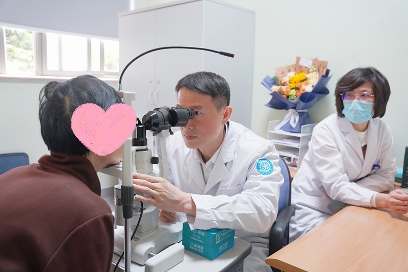 20260430 眼科中心揭牌05.jpg