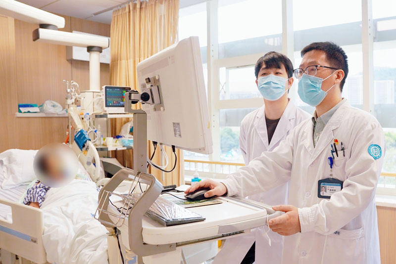 董服波06.jpg 董服波06.jpg