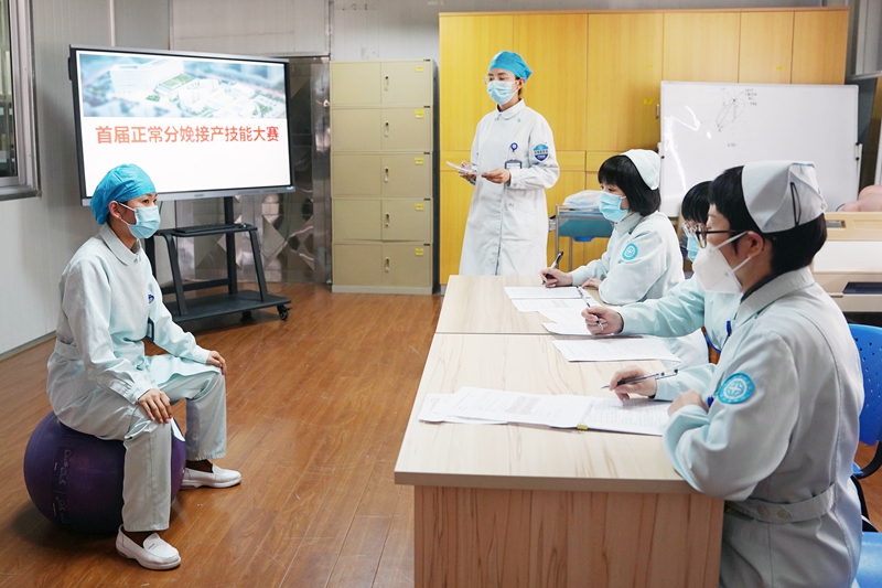 0306 正常分娩接产技能大赛2.jpg