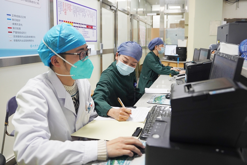 0128 春节不打烊04.jpg