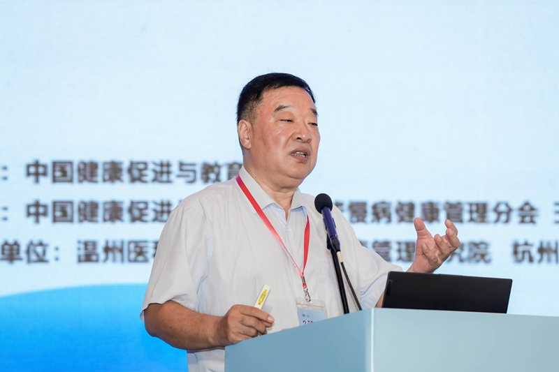 6 梁万年.jpg 6 梁万年.jpg