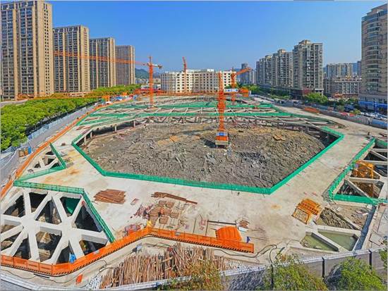 clip_image002.jpg 说明: 01.jpeg