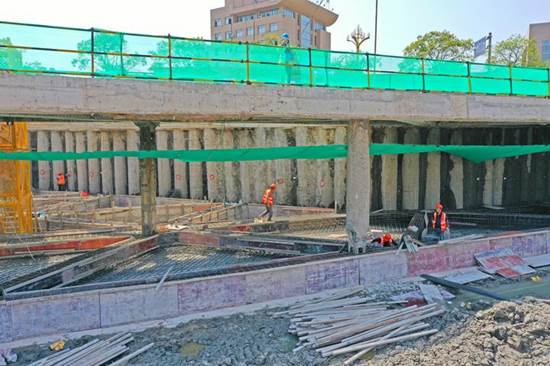 clip_image010.jpg 说明: 05.jpeg