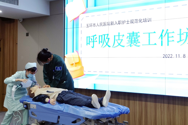 1108 护理培训 工作坊1.jpg