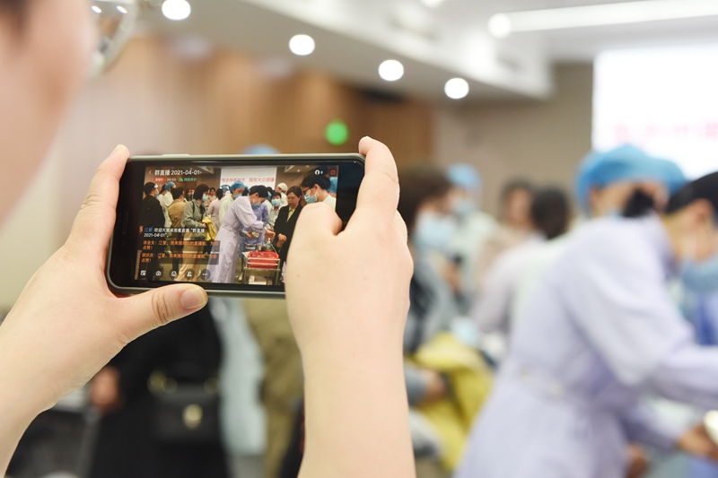 0401 中医护理07.jpg 0401 中医护理07.jpg