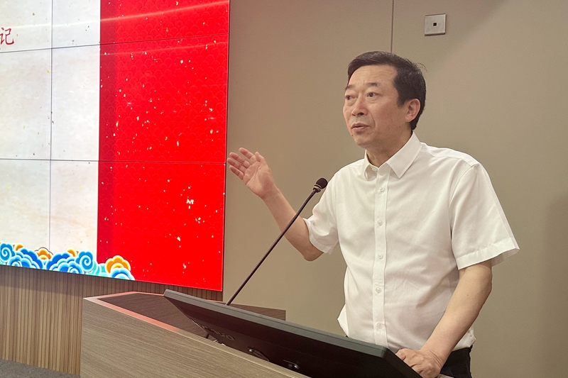 20240612 实习生毕业12.jpg 20240612 实习生毕业12.jpg