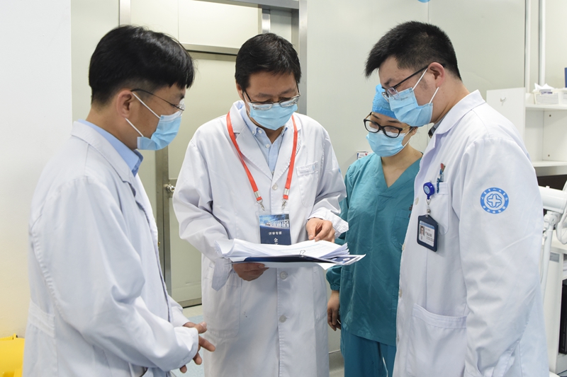 0508 快速通道现场认证3.jpg 0508 快速通道现场认证3.jpg