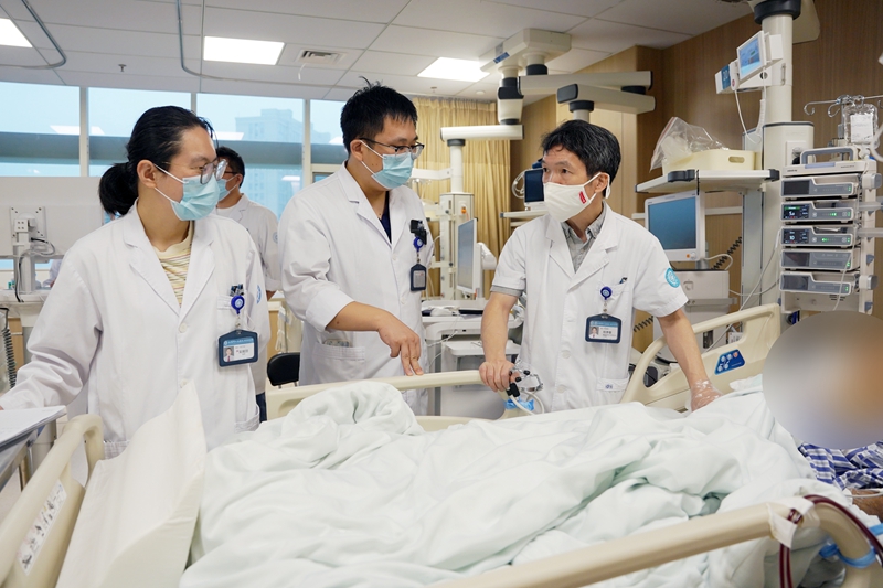 20250708 ICU 肝癌晚期5.jpg