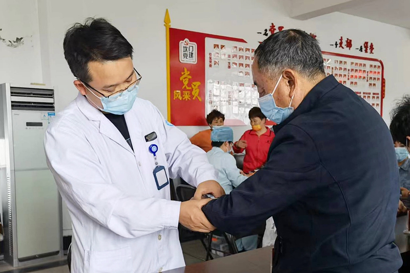 0519 骨科党支部1.jpg