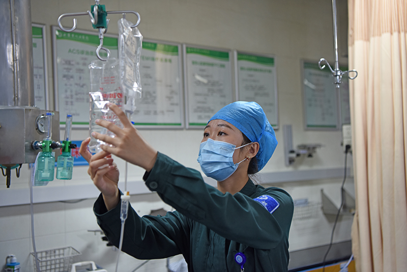 DSC_0920-2.jpg DSC_0920-2.jpg