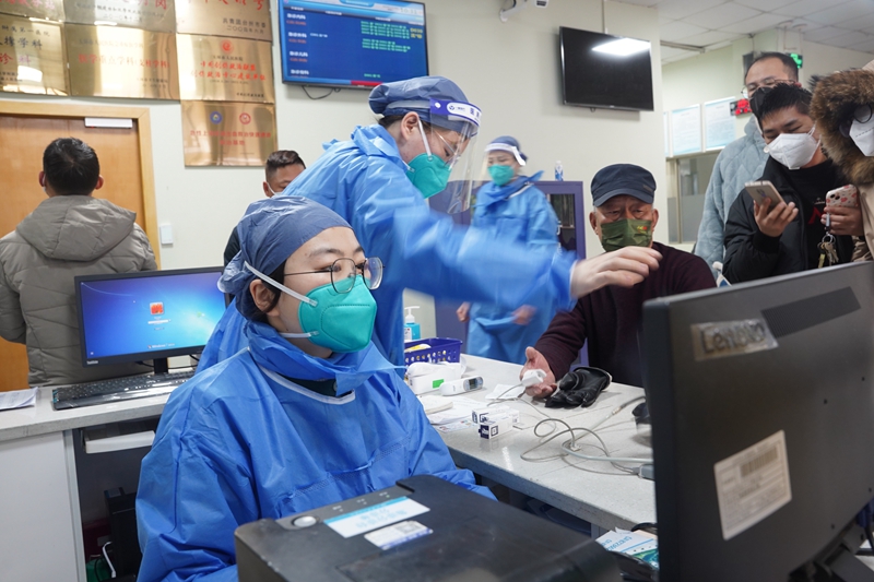 1227 急重症增多01.jpg