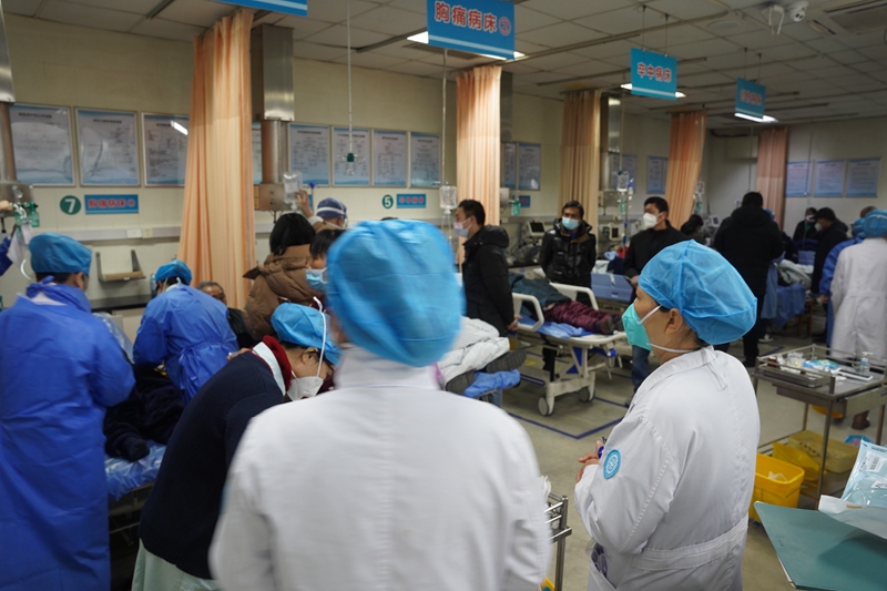 1227 急重症增多02.jpg