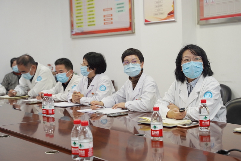 1223 工休座谈会3.jpg