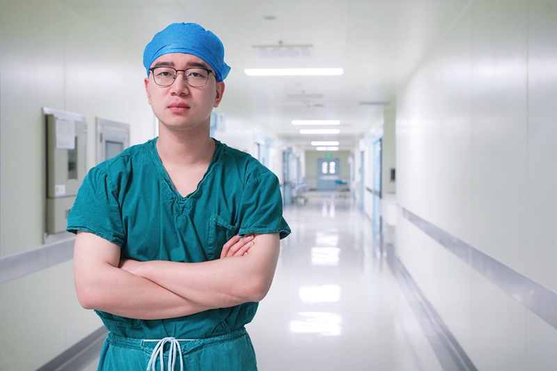 神经外科 阮荣城.jpg