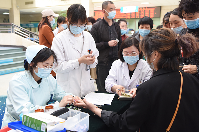 0420 痛风日开放日13.jpg