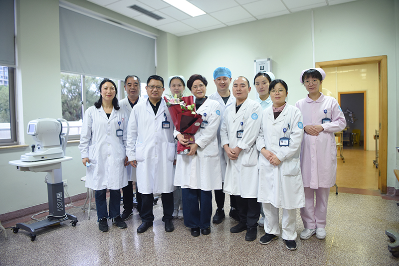 DSC_8241-2.jpg DSC_8241-2.jpg