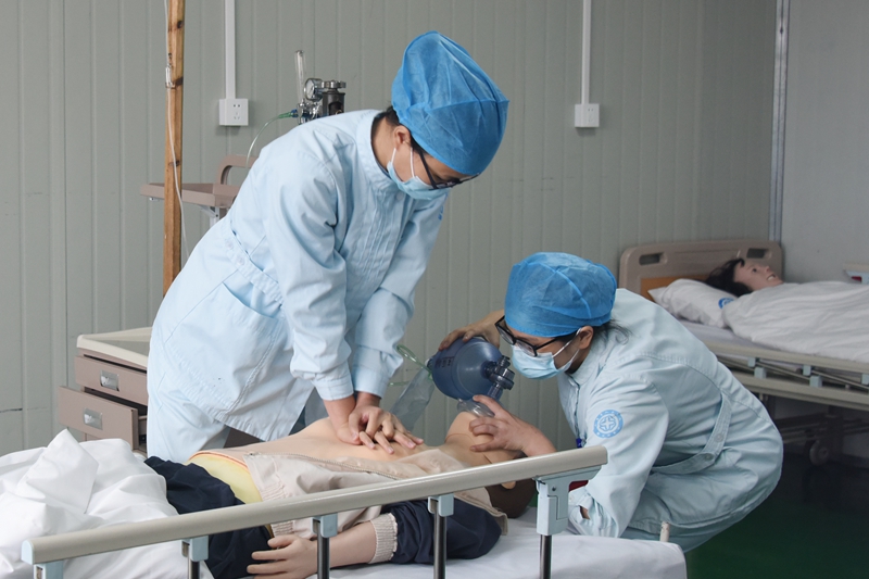 0520 心肺复苏比赛05.jpg 0520 心肺复苏比赛05.jpg