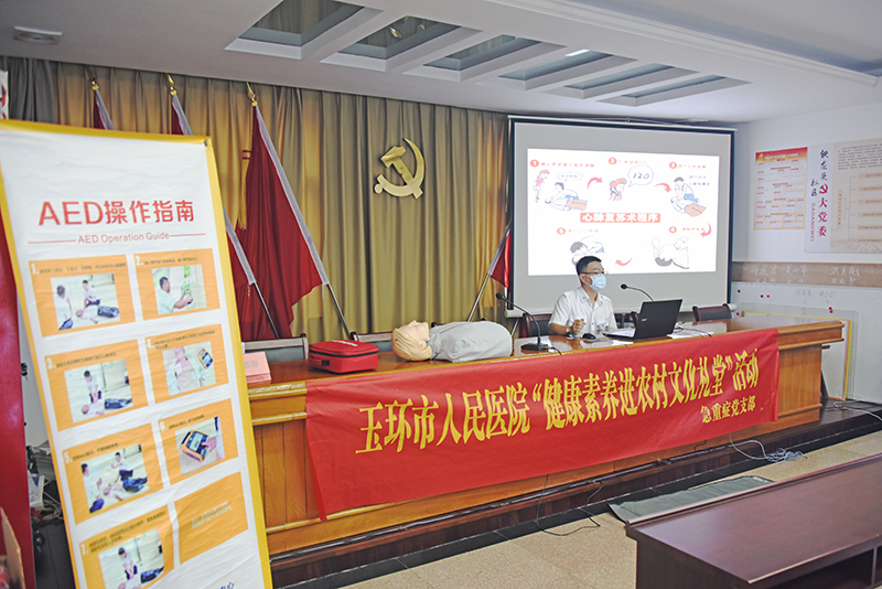 DSC_9904-2.jpg DSC_9904-2.jpg