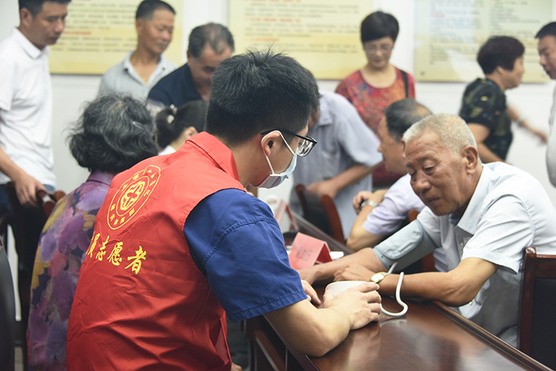 DSC_9939-2.jpg DSC_9939-2.jpg