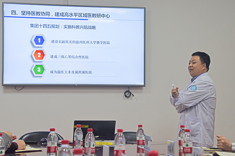 DSC_6204-2.jpg DSC_6204-2.jpg