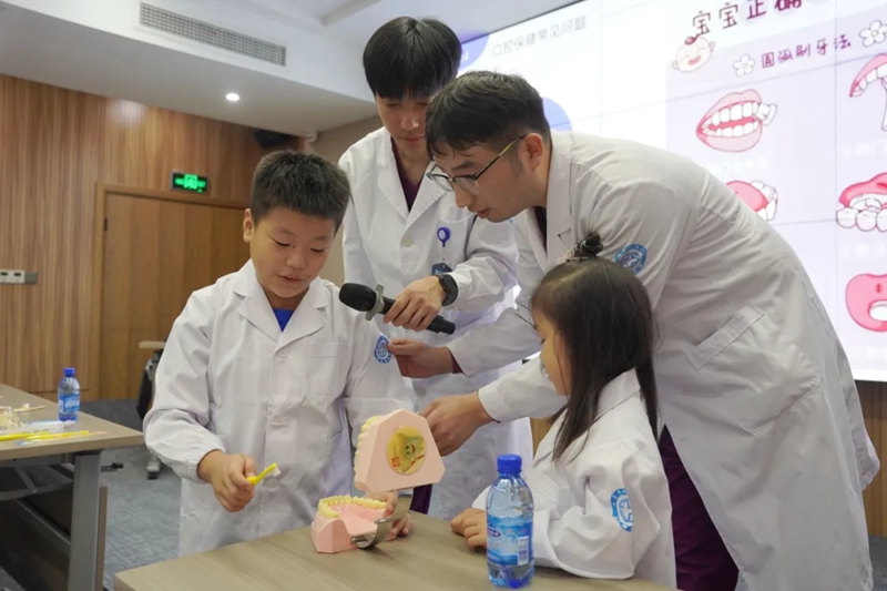 20250920 爱牙日 小牙医活动3.jpg