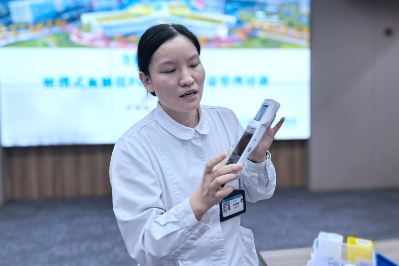 20250813 护理部POCT培训2.jpg 20250813 护理部POCT培训2.jpg