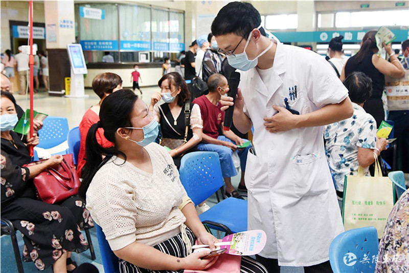 1_a08063e34cbf420db7828f273e9f4169.jpg 1_a08063e34cbf420db7828f273e9f4169.jpg