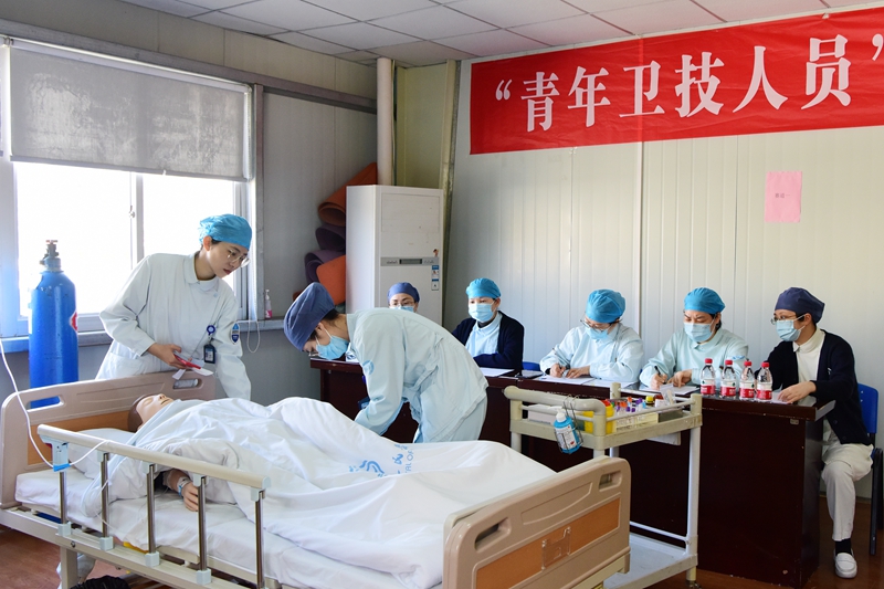 0308 青年护理技能大赛1.jpg