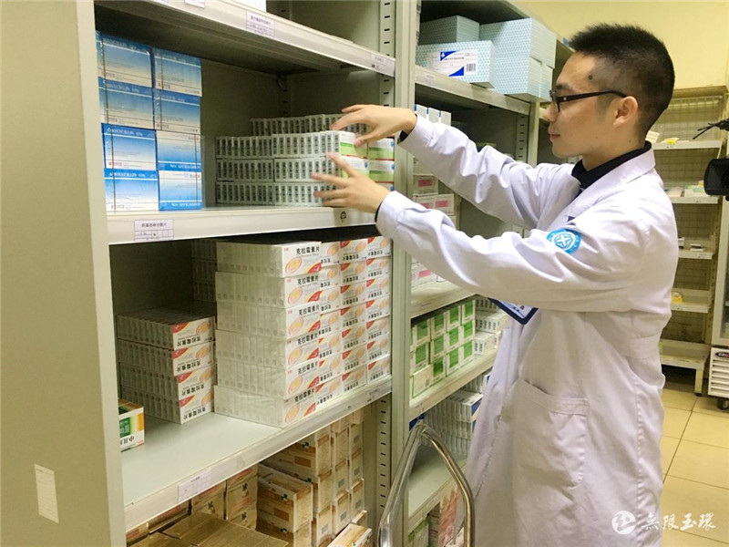 1_f403d8a93181403793340b7f52b779c7.jpg 1_f403d8a93181403793340b7f52b779c7.jpg