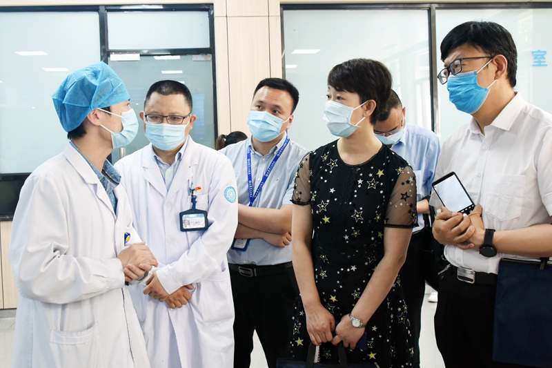 0516 新疆考察团3.jpg