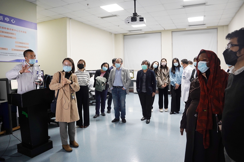 20231129 德隆国际公共卫生论坛专家团08.jpg