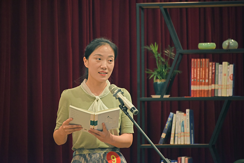 DSC_9029-2.jpg DSC_9029-2.jpg