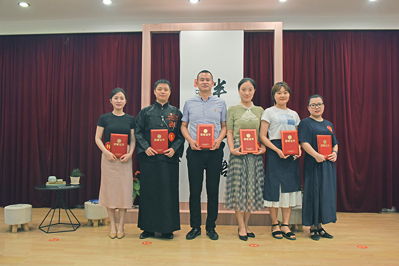 DSC_9059-2.jpg DSC_9059-2.jpg