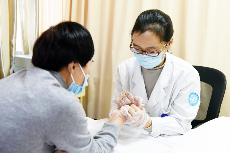 康复医学科05.jpg 康复医学科05.jpg