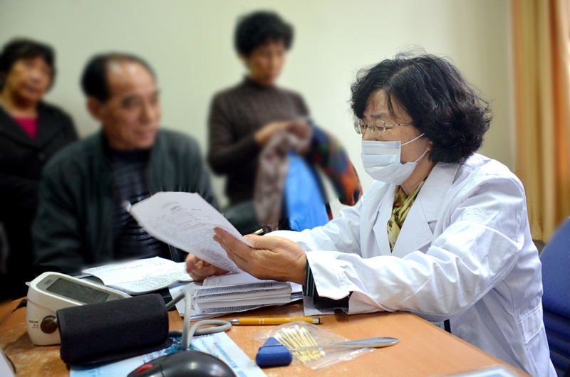 神经内科 丁美萍.jpg 神经内科 丁美萍.jpg