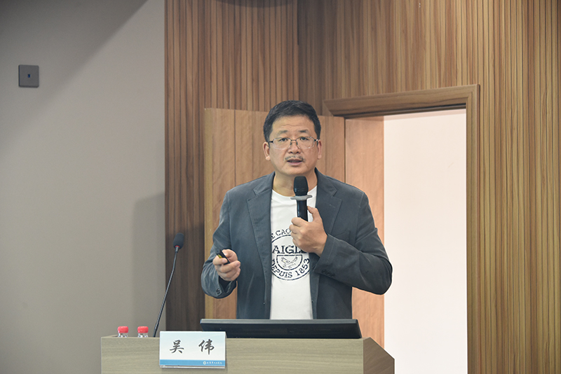 DSC_8463-2.jpg DSC_8463-2.jpg