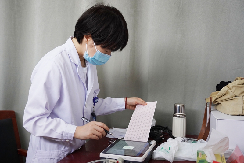 20241114 龙溪下乡义诊18.jpg 20241114 龙溪下乡义诊18.jpg