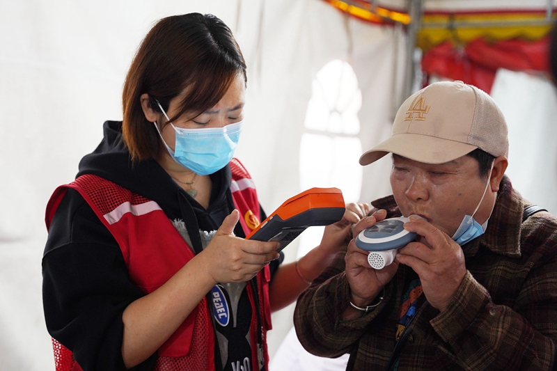 20241114 龙溪下乡义诊08.jpg 20241114 龙溪下乡义诊08.jpg