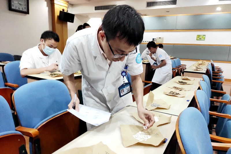 中药组.jpg 中药组.jpg