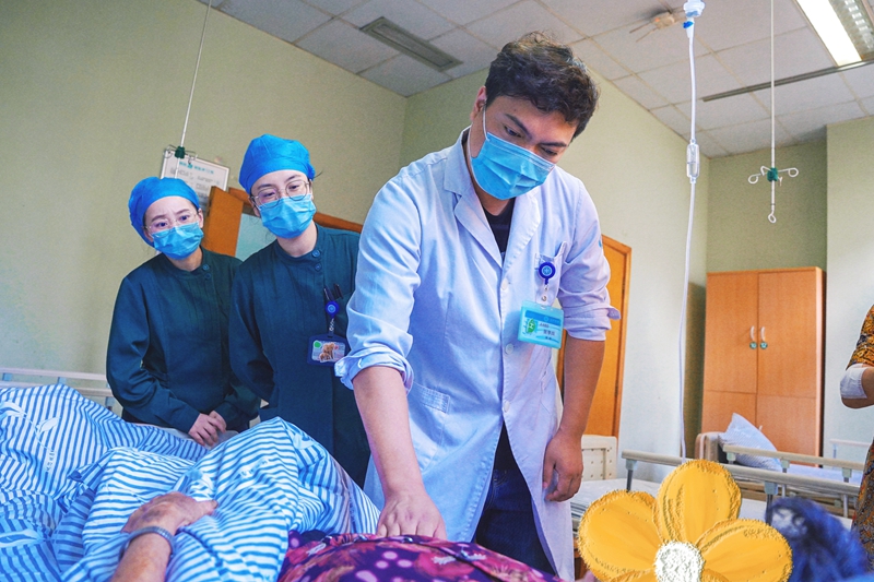 5446d1916d9679ea2378569735d4a7d.jpg 5446d1916d9679ea2378569735d4a7d.jpg