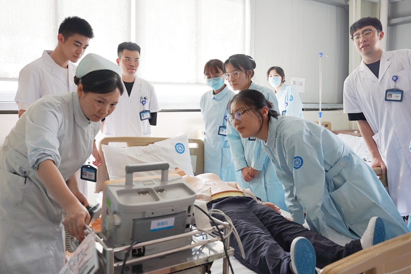 2023新护士岗前培训27.jpg