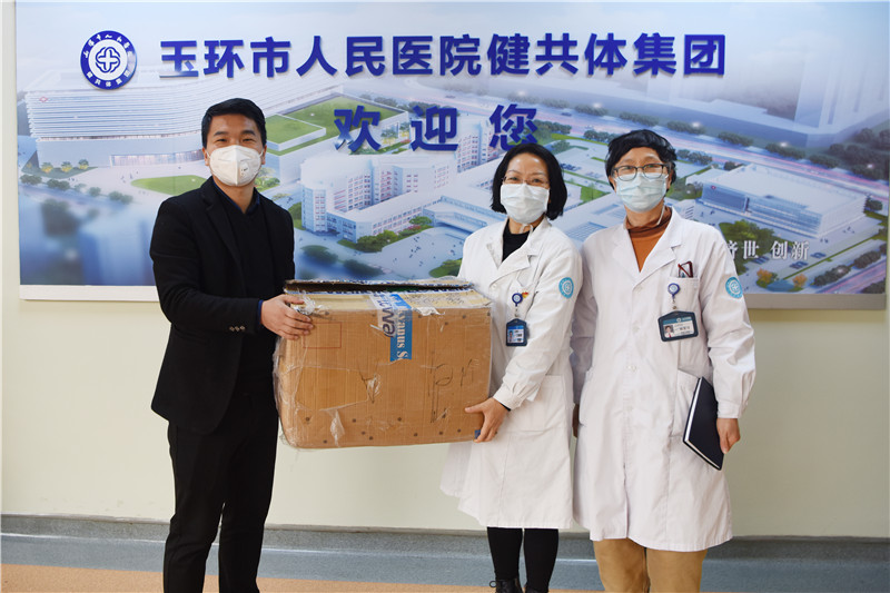 03.02 捐赠口罩.jpg 03.02 捐赠口罩.jpg