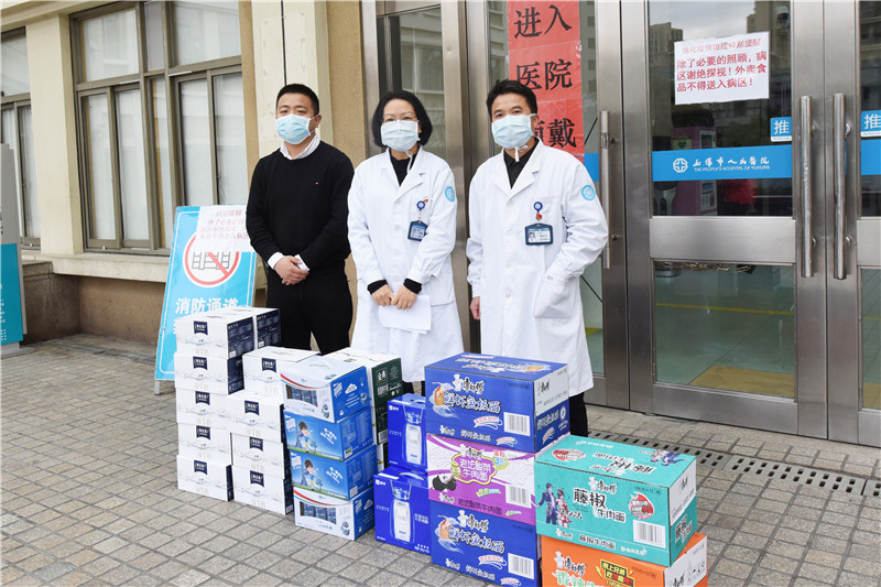 0303 牛奶泡面合照.jpg 0303 牛奶泡面合照.jpg