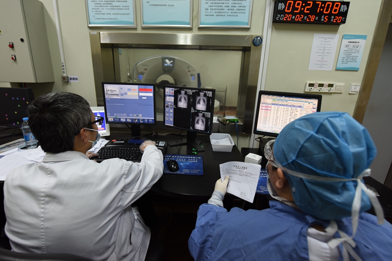 C:\Users\admin\Desktop\20200228门诊全面有序复诊 群众就医有保障  玉环市人民医院全力复工复产\DSC_9716.JPG