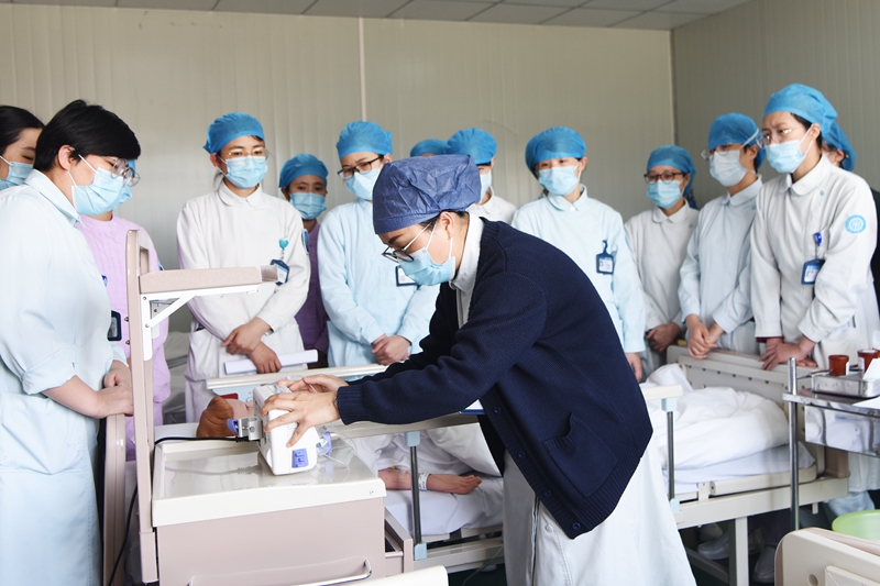 0419 护理急救仪器操作培训考核5.jpg 0419 护理急救仪器操作培训考核5.jpg