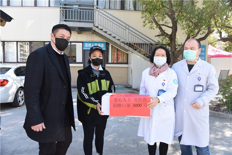 02.18 吴红霞 口罩.jpg