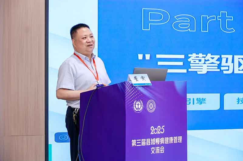 董寅.jpg 董寅.jpg